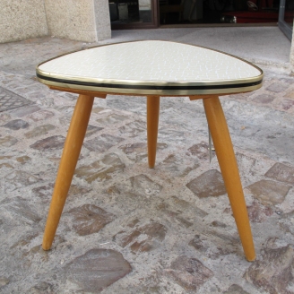 mesa-retro-decoración Sevilla- Chachi Chachi